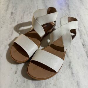 Sorel White Cross-Strap Leather Sandals